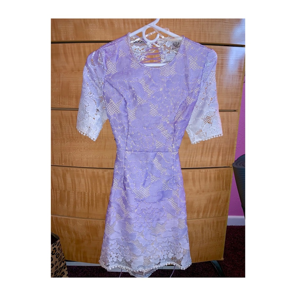 💜HOST PICK💜Trendy Dress w/ Lace Up Back
